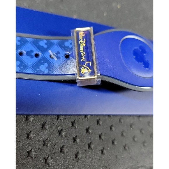 Disney 50th Anniversary Partners "Mickey & Walt " Partners Magic band - Picture 3 of 6